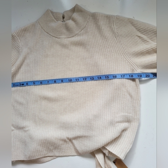 Reformation Osteria Open Back Cashmere Sweater Gossamer XL NWT - Picture 6 of 8